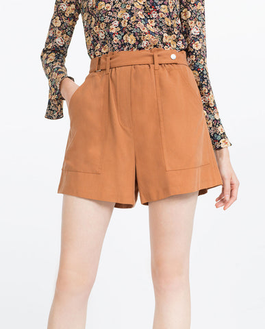 FLOWING SHORTS WITH BELT